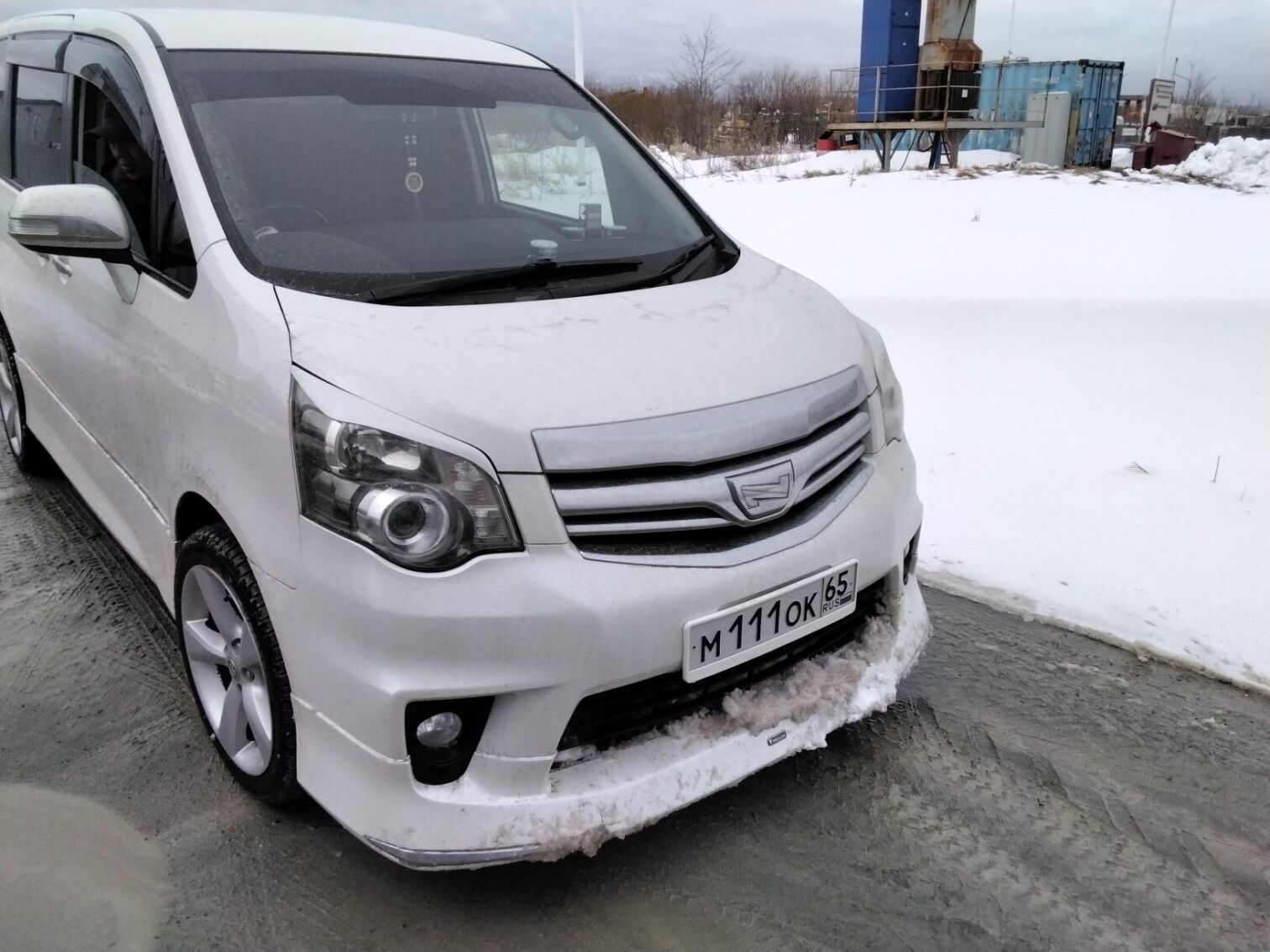 Toyota Noah, 2010: купить бу автомобиль за 1150000.00 руб - Совкомбанк